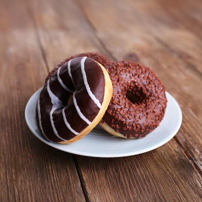 brown_chocolate-frosted-donuts