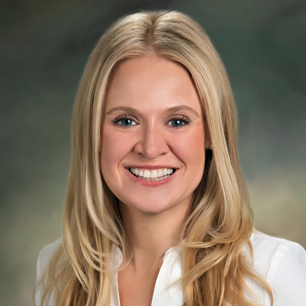 Amanda-Nelson-Sasse600x600
