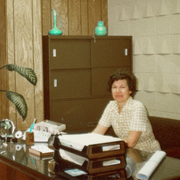 Carol-Nelson600x600