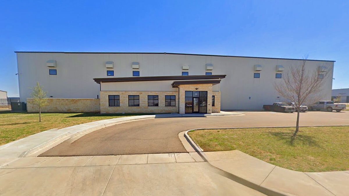 Amarillo-front-view_cropped
