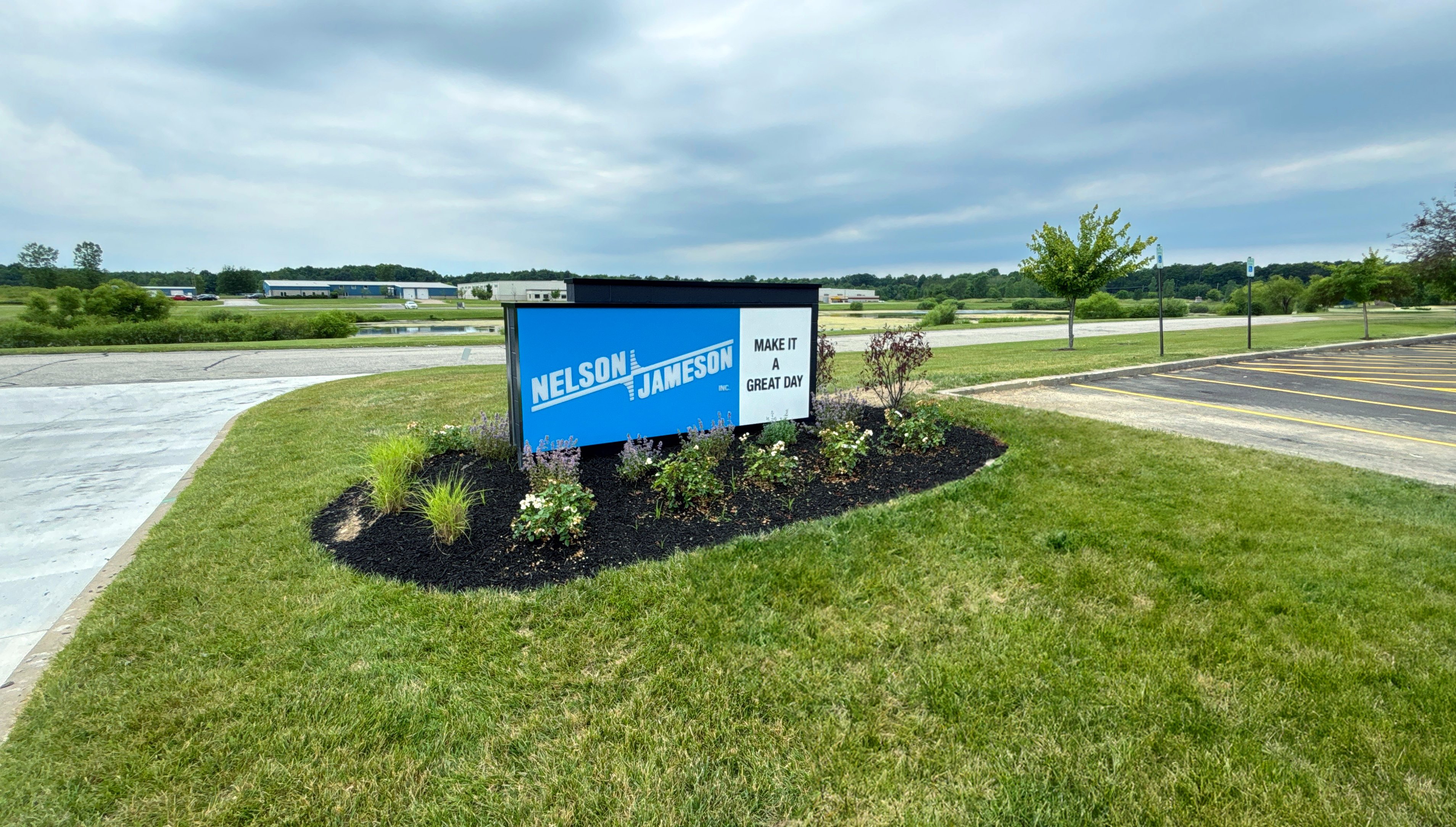 Exterior_signage-with-landscaping-1