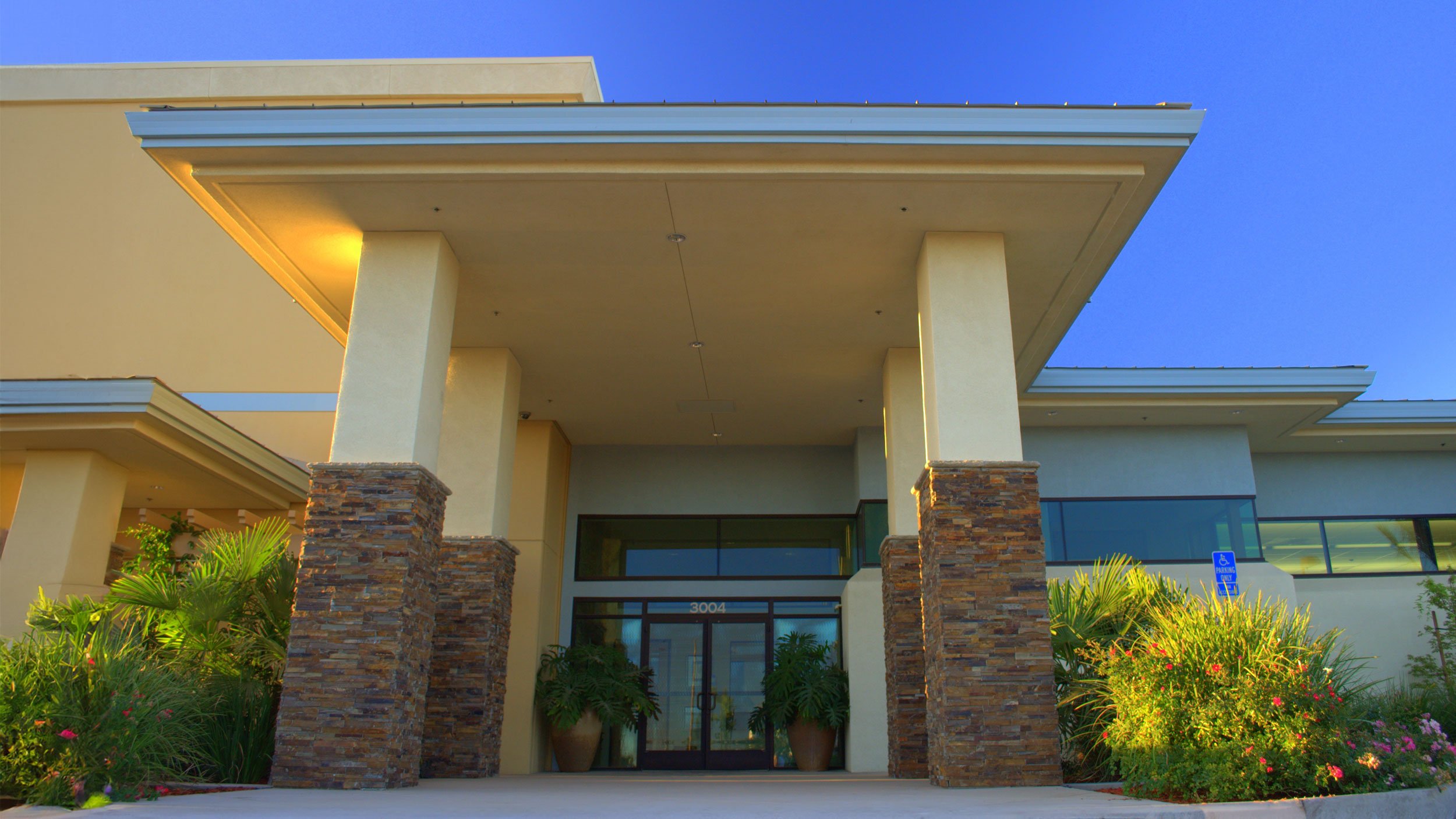 Turlock-front-entrance-from-ground-view