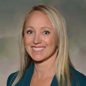 lyndsey-cypriano-headshot